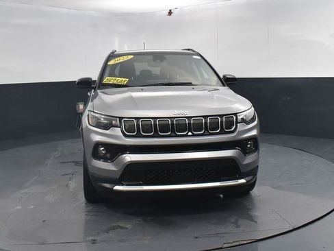 Used 2022 Jeep Compass Limited w/ Sun and Sound Group image 2