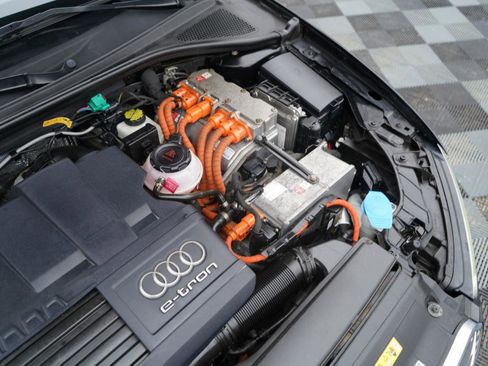 Used 2016 Audi A3 e-tron Premium Plus w/ Premium Plus Package image 79