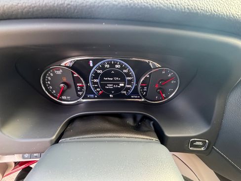 Used 2023 GMC Acadia Denali w/ Denali Ultimate Package image 5