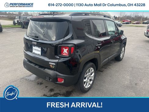 Used 2015 Jeep Renegade Latitude image 4