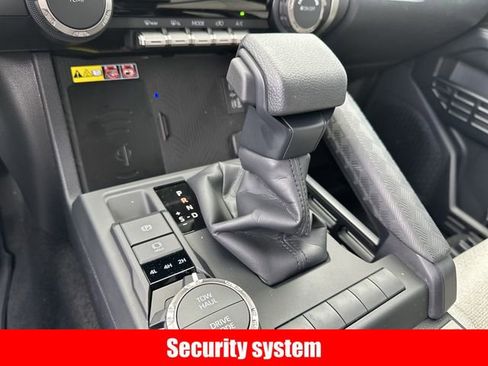 New 2026 Toyota 4Runner SR5 image 18