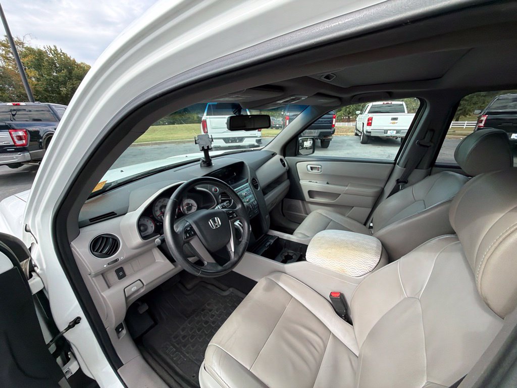 Used 2011 Honda Pilot EX-L image 12