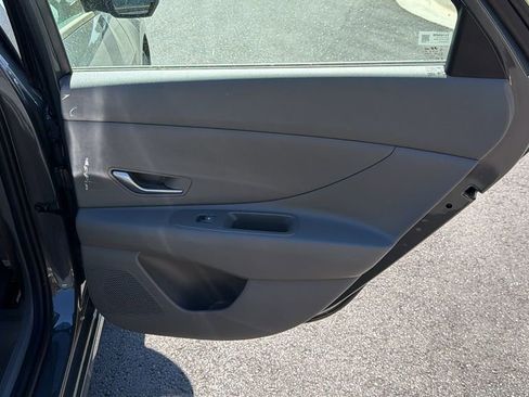 New 2026 Hyundai Elantra SE image 16