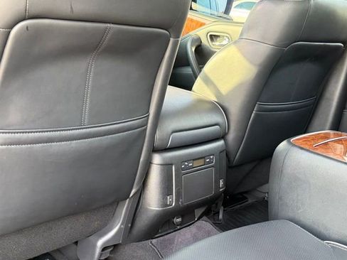 Used 2019 INFINITI QX80 Luxe image 29