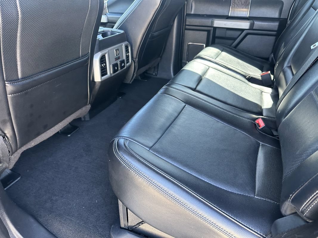 Used 2019 Ford F250 Lariat w/ Lariat Ultimate Package AWD/4WD image 32