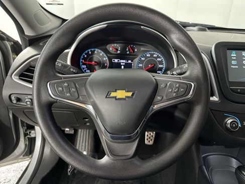 Used 2017 Chevrolet Malibu LS image 14