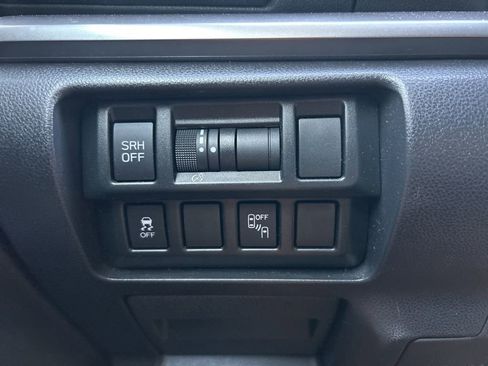 Used 2019 Subaru Crosstrek 2.0i Limited image 29