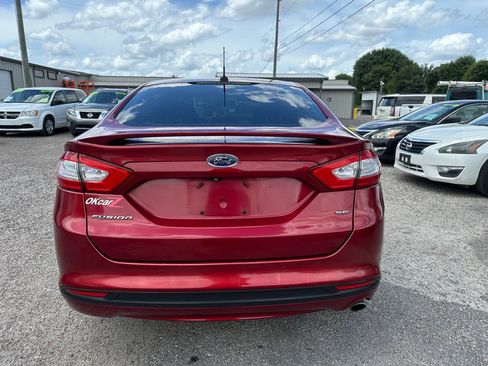 Used 2014 Ford Fusion SE FWD image 5
