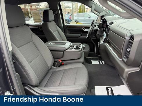 Used 2022 Chevrolet Silverado 1500 LT image 44