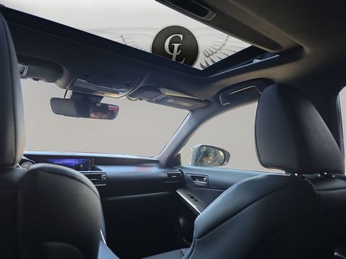 Used 2017 Lexus IS 350 F Sport w/ F Sport Package image 12