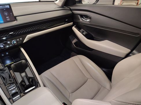 Used 2024 Honda Accord Touring image 28