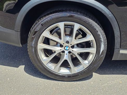 Used 2022 BMW X5 xDrive40i w/ Climate Comfort Package AWD/4WD image 8