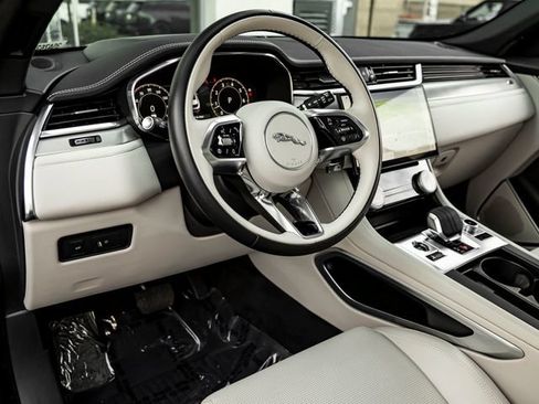 Used 2025 Jaguar F-PACE R-Dynamic S AWD/4WD image 16