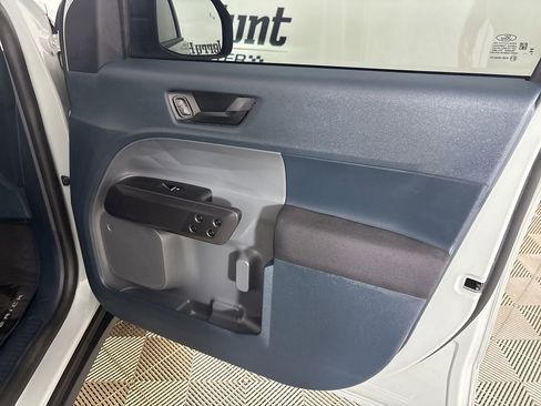 Used 2024 Ford Maverick XL image 29