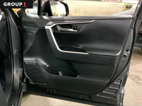Used 2024 Toyota RAV4 Limited image 21