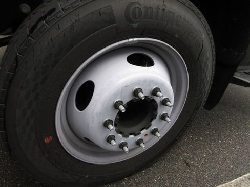 New 2024 Ford F450 XL image 6