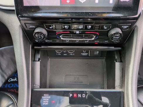 Used 2023 Jeep Grand Cherokee 4WD 4xe w/ Luxury Tech Group II image 18