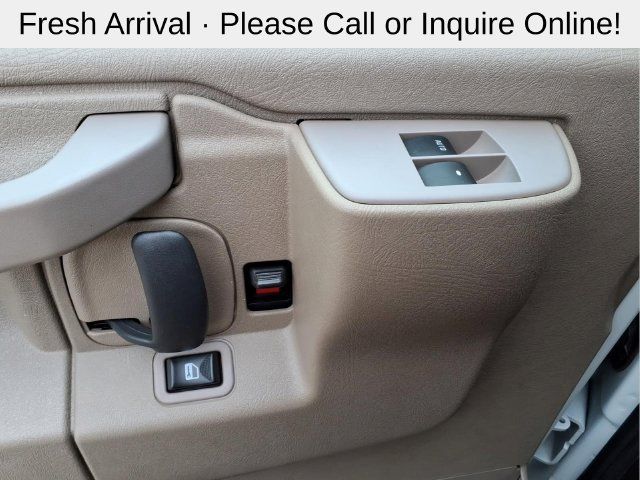 Used 2019 Chevrolet Express 2500 w/ Driver Convenience Package RWD image 11