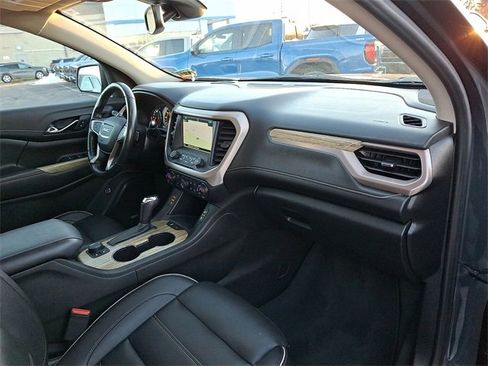 Certified 2019 GMC Acadia Denali w/ Technology Package image 29