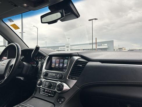 Used 2017 Chevrolet Tahoe Premier AWD/4WD image 14