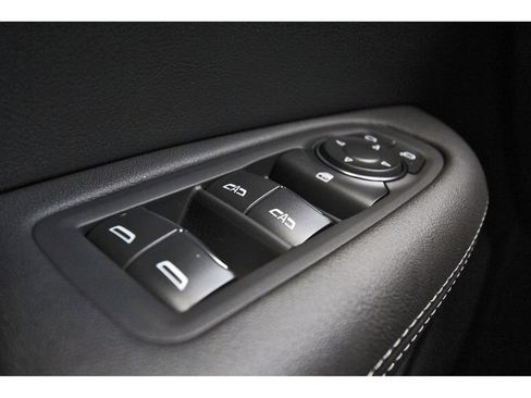 New 2026 Cadillac XT5 Luxury AWD/4WD image 15