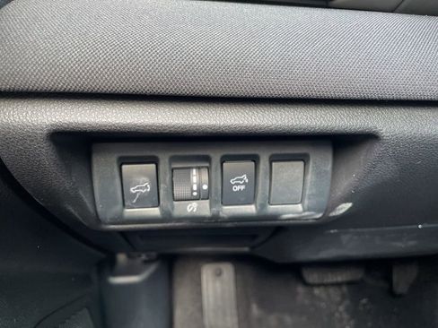 Used 2024 Subaru Outback Premium image 23