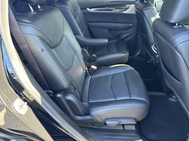 Used 2022 Cadillac XT6 Sport w/ LPO, ONYX Package AWD/4WD image 17