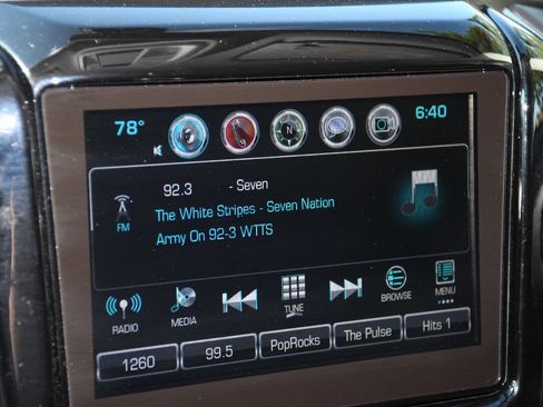 Used 2019 Chevrolet Traverse LT w/ LT Premium Package AWD/4WD image 38