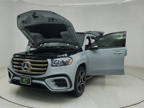 Used 2025 Mercedes-Benz GLS 450 GLS 450 image 79