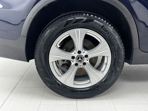 Used 2018 Mercedes-Benz GLC 300 4MATIC image 42