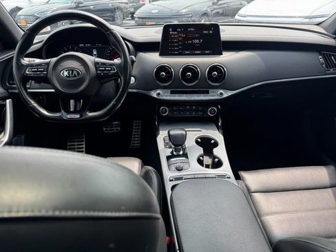 Used 2019 Kia Stinger GT2 RWD image 12
