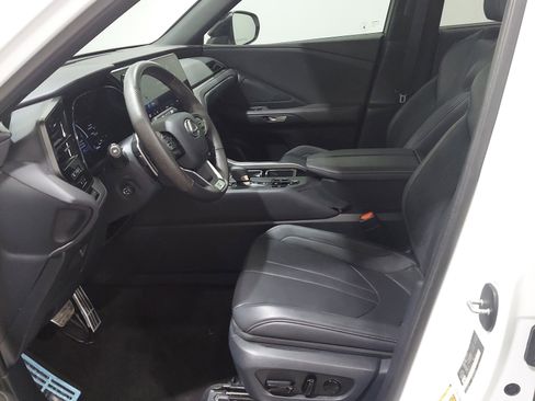 Used 2024 Lexus TX 500h AWD image 16