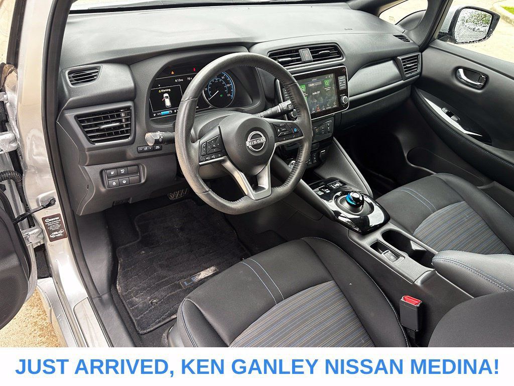 Certified 2023 Nissan Leaf SV Plus FWD image 9