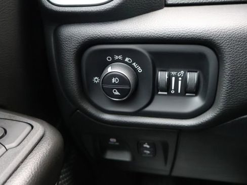 Used 2025 RAM 1500 Lone Star AWD/4WD image 15