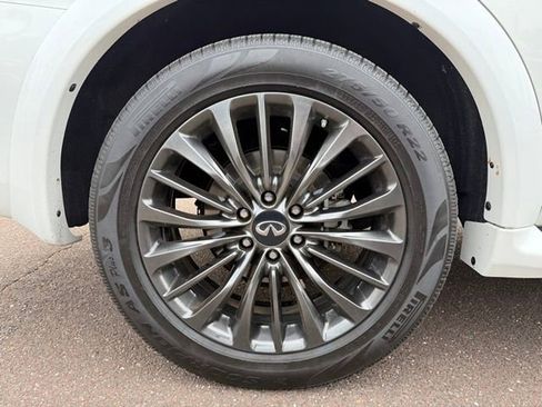 Certified 2024 INFINITI QX80 Premium Select w/ All-Season Package image 24