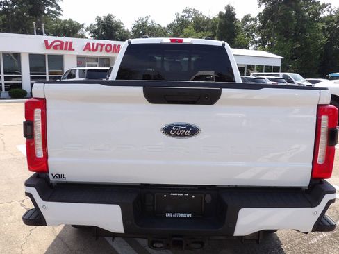Used 2023 Ford F250 XL w/ STX Appearance Package AWD/4WD image 3
