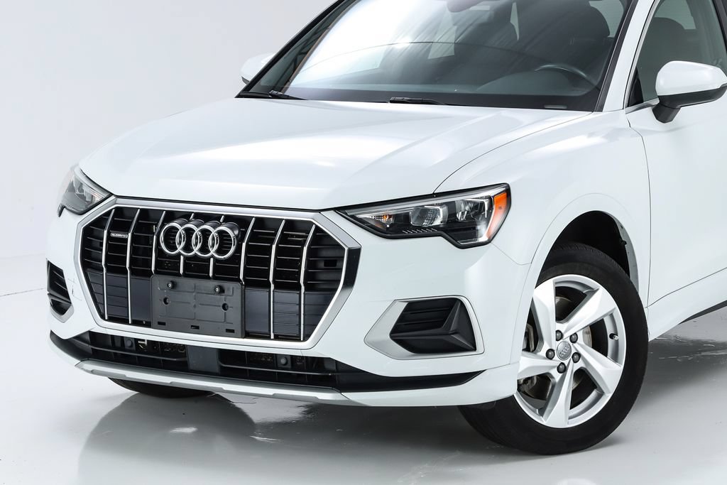 Used 2020 Audi Q3 2.0T Premium AWD/4WD image 2