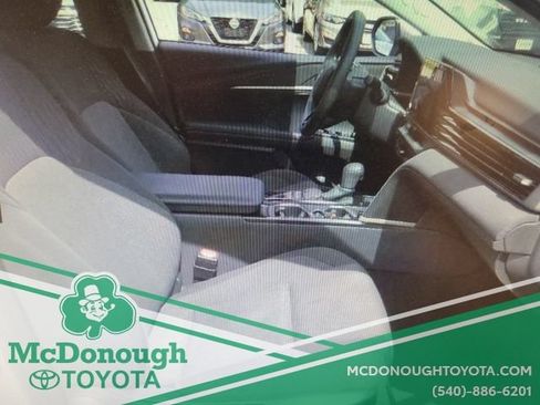 Used 2025 Toyota Camry LE FWD image 4