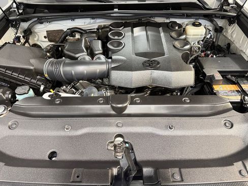 Used 2019 Toyota 4Runner TRD Off-Road Premium image 36