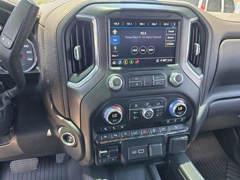 Certified 2020 GMC Sierra 1500 AT4 w/ AT4 Premium Package AWD/4WD image 24