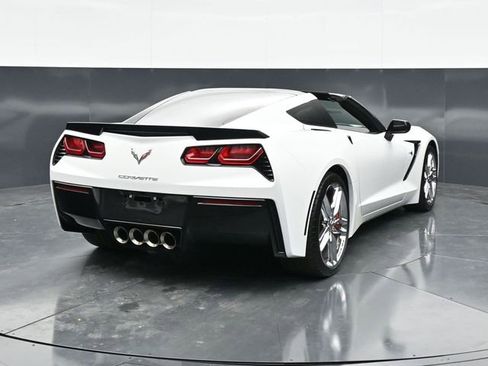Used 2017 Chevrolet Corvette Stingray Coupe RWD image 7