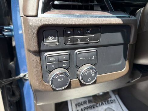 Used 2025 Chevrolet Tahoe LT AWD/4WD image 26