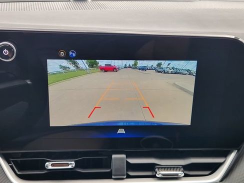 New 2026 Chevrolet Equinox LT FWD image 15
