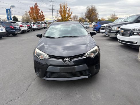 Used 2014 Toyota Corolla LE image 3