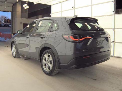 Certified 2025 Honda HR-V LX image 9