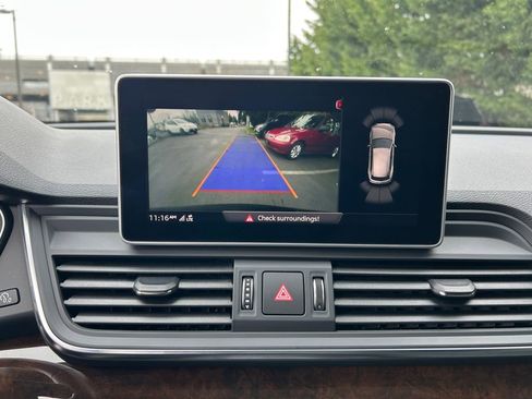 Used 2020 Audi Q5 2.0T Premium Plus w/ Premium Plus Package image 19