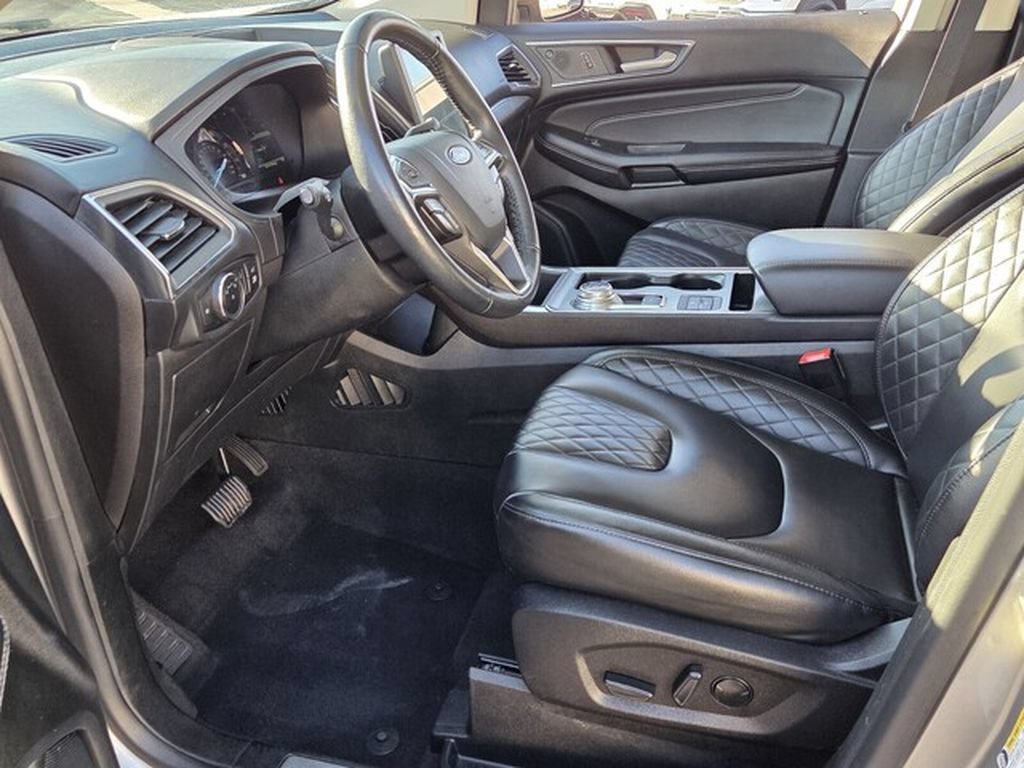 Used 2024 Ford Edge Titanium AWD/4WD image 13