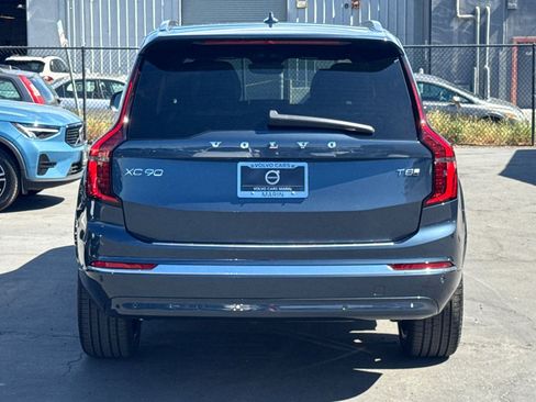 New 2026 Volvo XC90 T8 Plus w/ Protection Package Premier AWD/4WD image 7