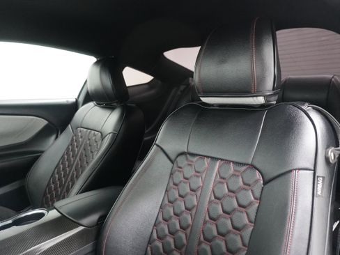Used 2024 Ford Mustang GT RWD image 13