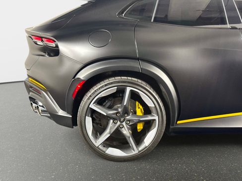 Used 2024 Ferrari Purosangue image 20